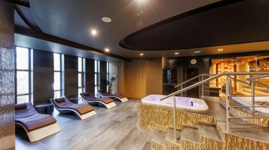 Акватермальная зона