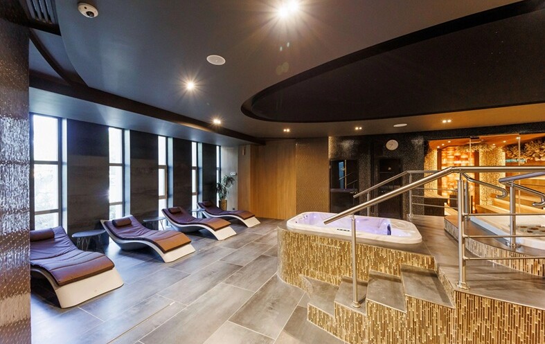 Акватермальная зона